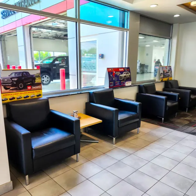 Labadie Toyota — photo from the business 9
