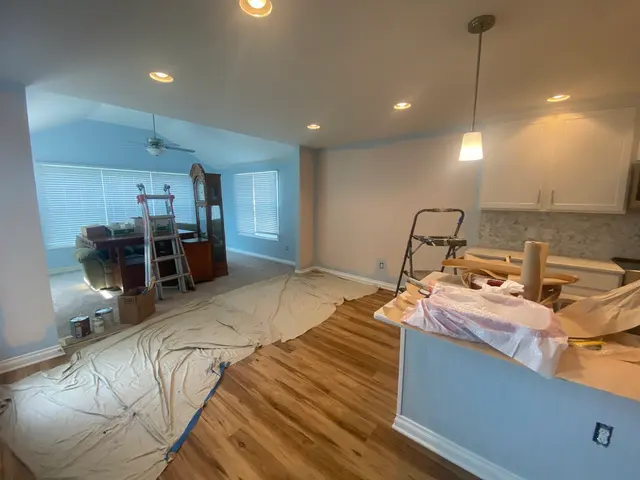 Renee's wallcoverings plus LLC — photo from the business 7