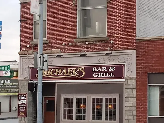 Family Choice Painting — photo from the business 9