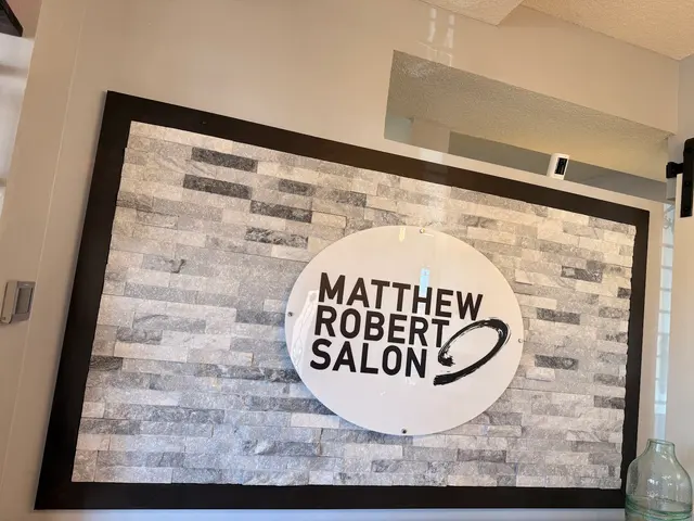 Matthew Robert Salon — photo from the business 11