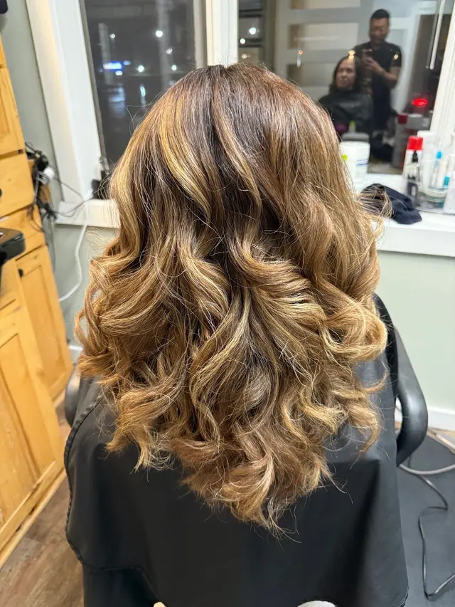 Matthew Robert Salon — photo from the business 2