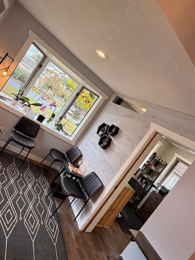 Matthew Robert Salon — photo from the business 6