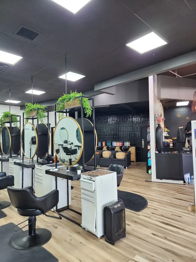 Hair On Earth — photo from the business 2