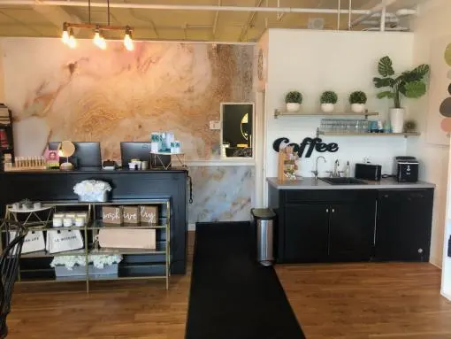 Hair On Earth — photo from the business 7