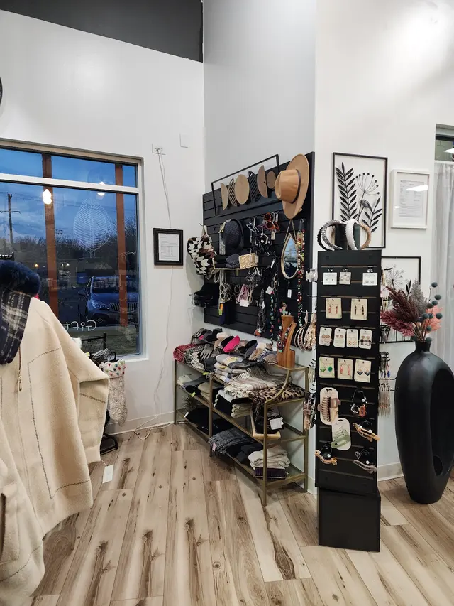 Hair On Earth — photo from the business 12