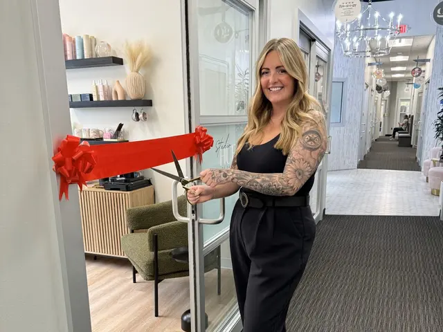 Sola Salons — photo from the business 12