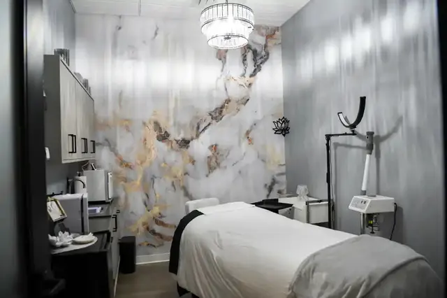 Sola Salons — photo from the business 4