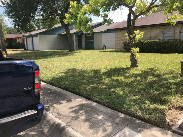 Precision Lawn Care — photo from the business 4