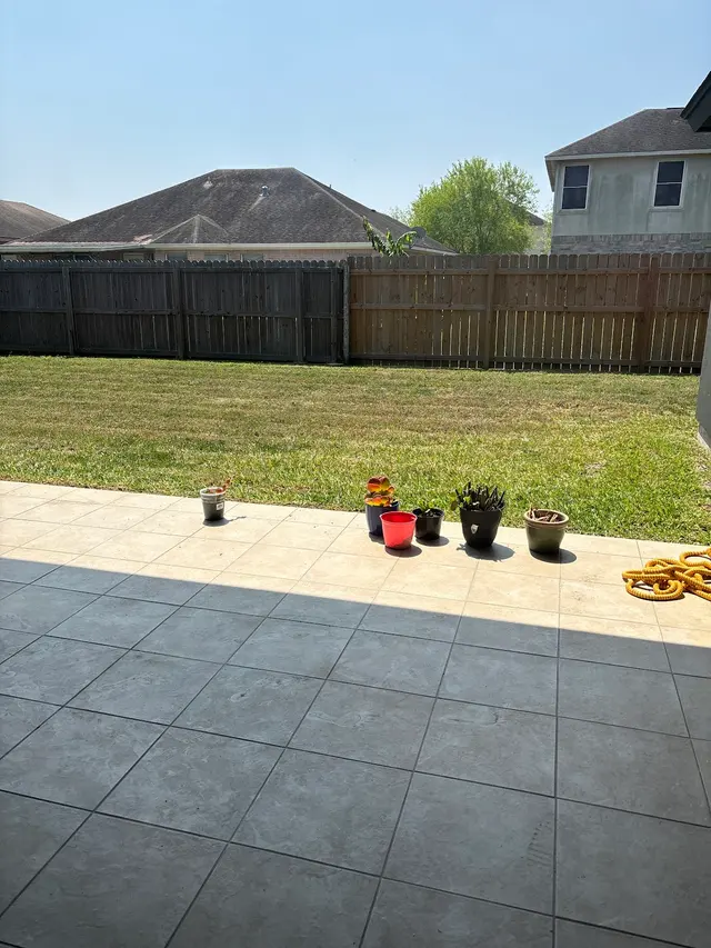 Elite Cuts Lawn Care — customer photo 5