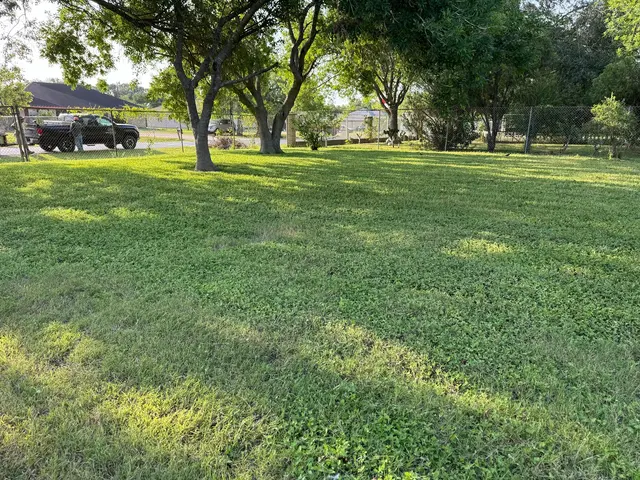 Elite Cuts Lawn Care — customer photo 1