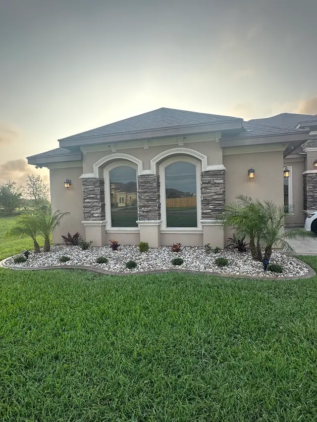 Rivera's Lawn & Landscaping — customer photo 4