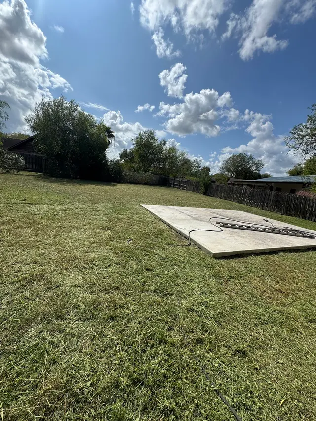 DLT Lawncare — photo from the business 11