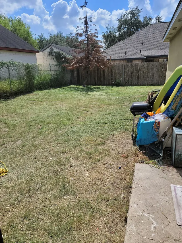 Edward American Lawn Services LLC — photo from the business 8