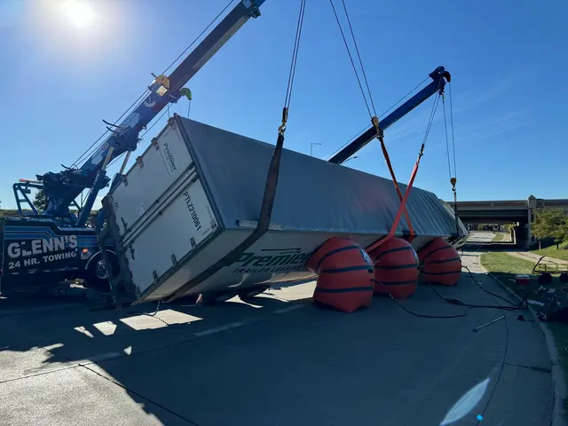 Glenn's 24 HR Towing Inc — photo from the business 6