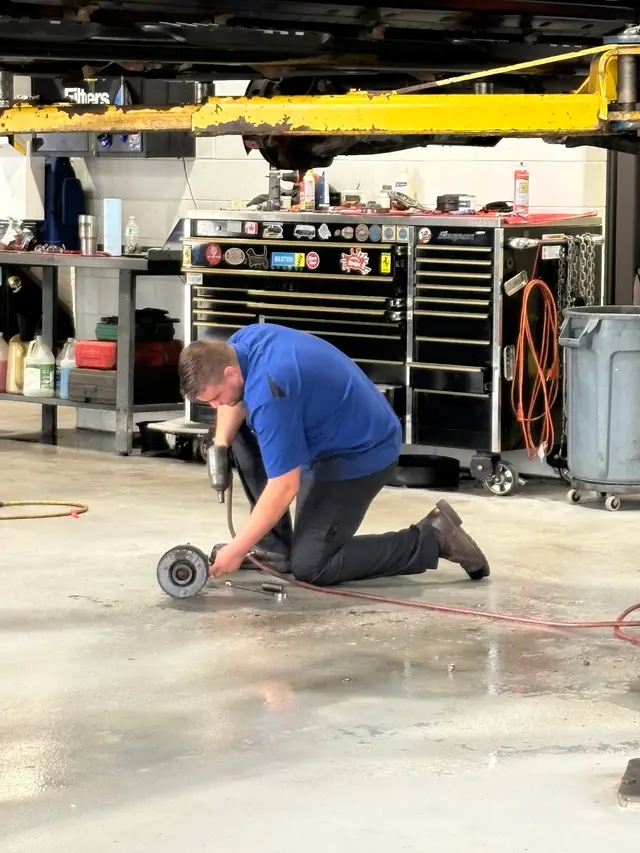 Huron Automotive — photo from the business 7