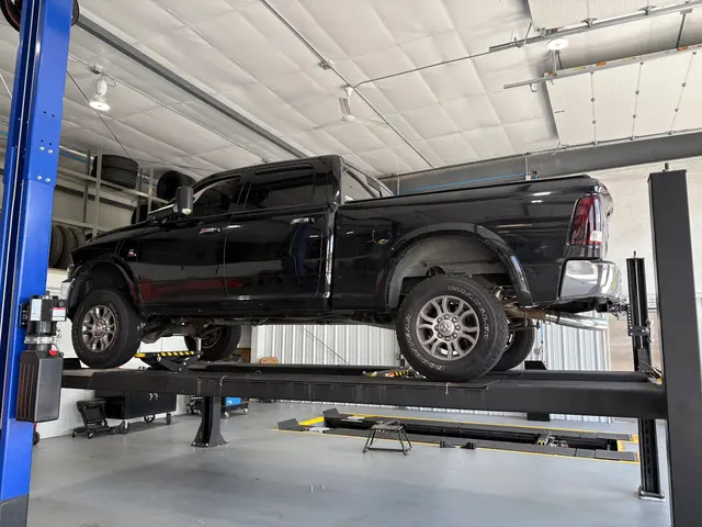 Huron Automotive — photo from the business 11