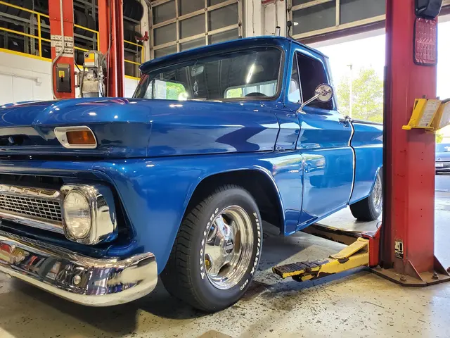 Huron Automotive — photo from the business 12