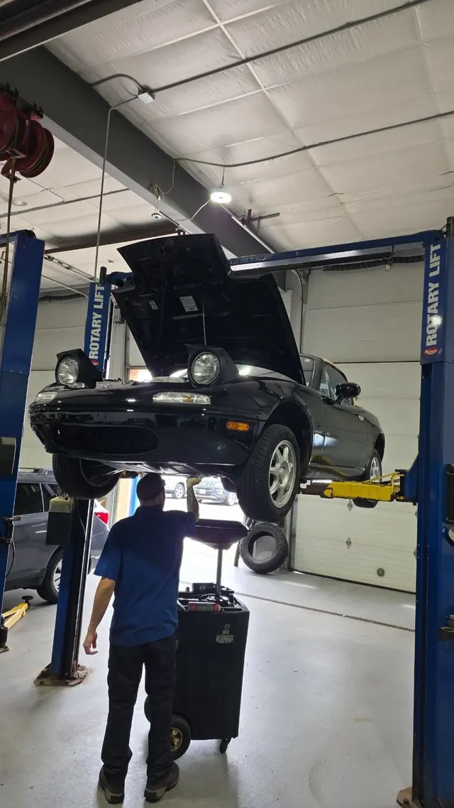 Huron Automotive — photo from the business 8