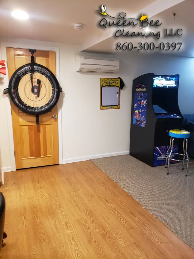 Queen Bee Cleaning LLC — photo from the business 11