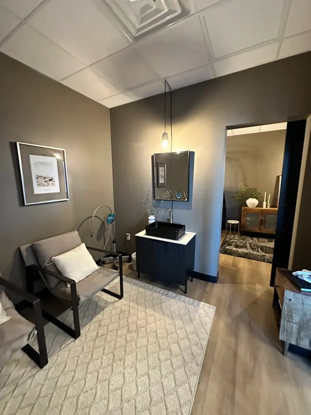 Glo Mobile Spray Tanning & Teeth Whitening — photo from the business 12