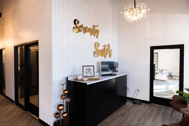 Glo Mobile Spray Tanning & Teeth Whitening — photo from the business 10
