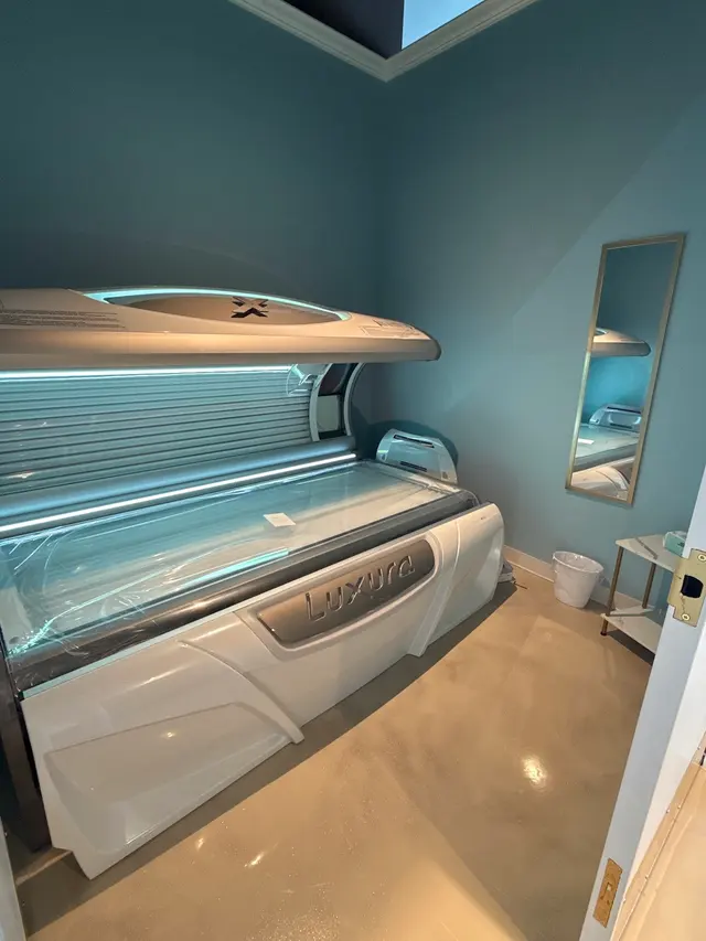 Paradise Tan — photo from the business 2