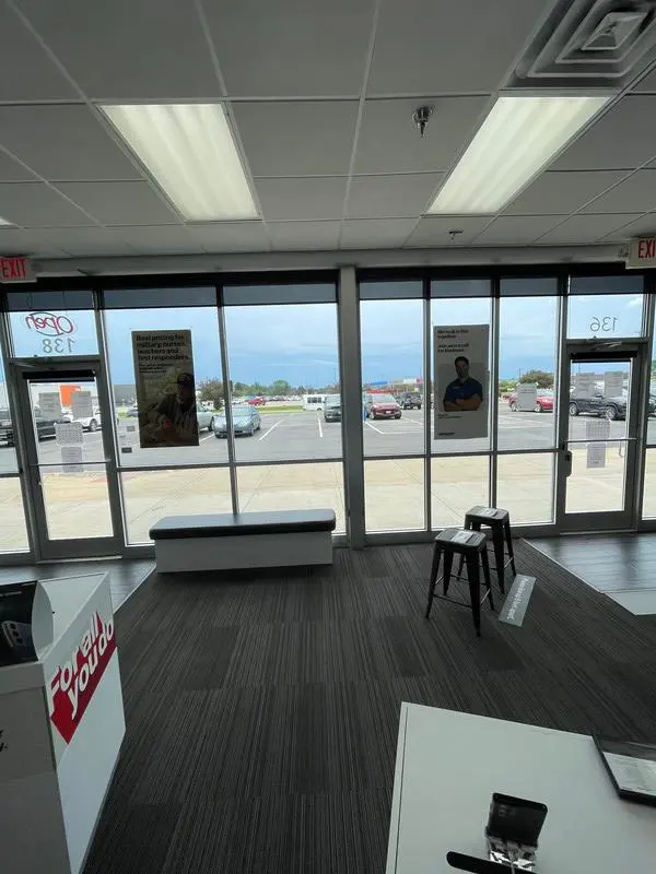 Verizon — photo from the business 4