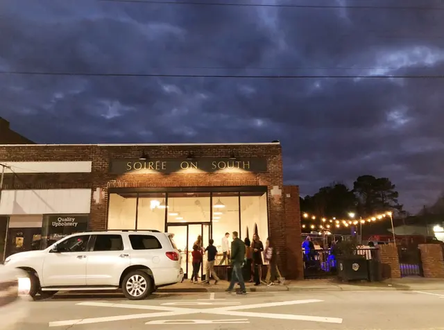 Soirée on South — photo from the business 6