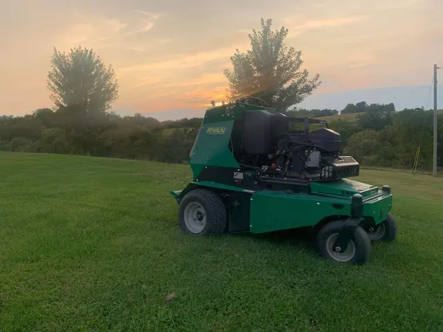 G3 Fertilizing and Weed Control — photo from the business 3