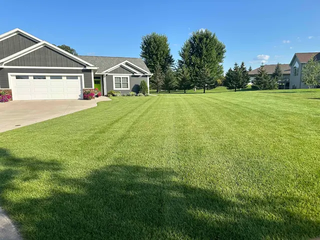G3 Fertilizing and Weed Control — photo from the business 1