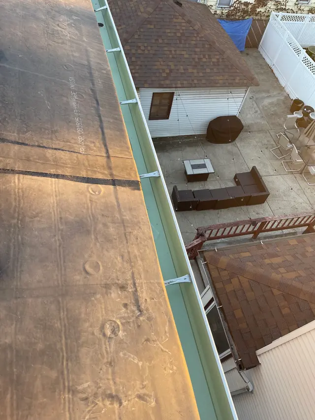 Everstand Roofing & Gutters — photo from the business 10