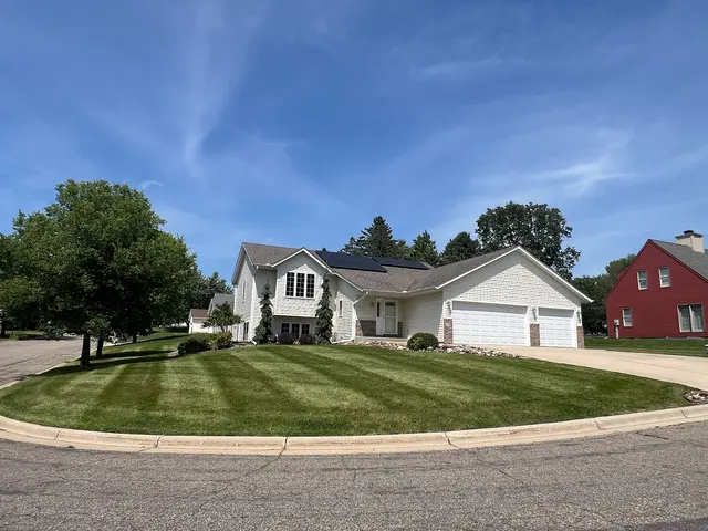 Leroy's Lawn Care & Maintenance, Snow Removal LLC — photo from the business 3