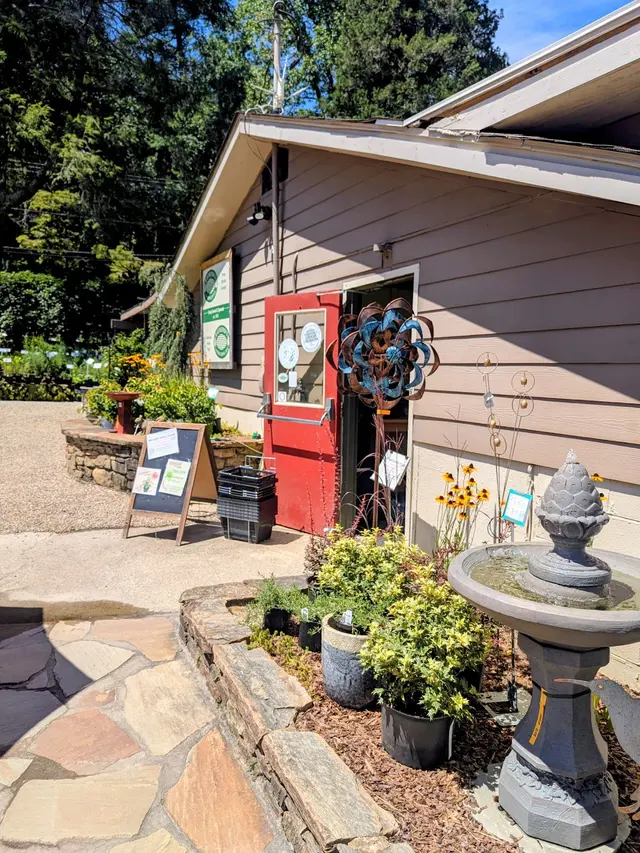 Raymond's Garden Center — photo from the business 3