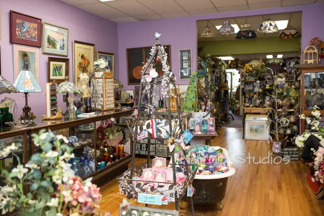 Narnia Studios — photo from the business 7