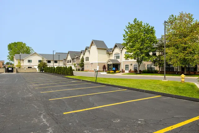Commonwealth Senior Living at New Baltimore — photo from the business 6
