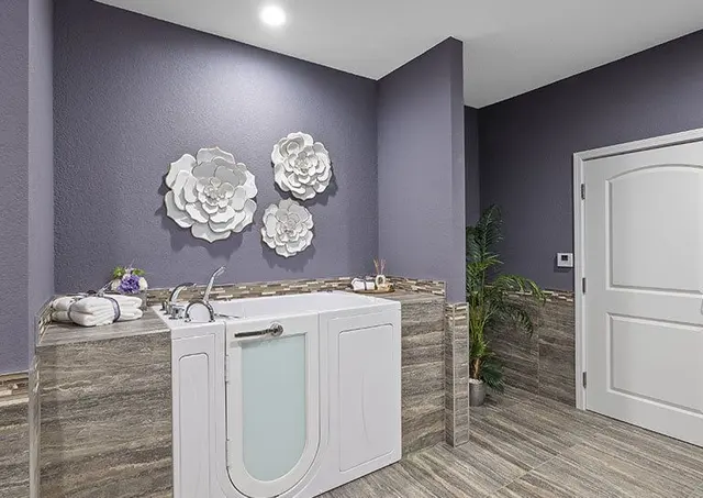 Hampton Manor — photo from the business 7