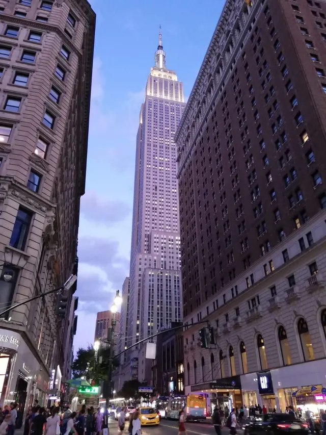 Manhattan Review — customer photo 3