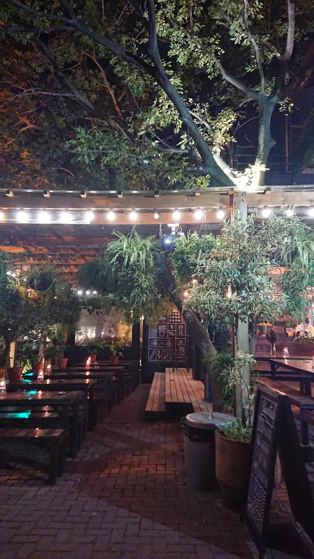 Manhattan Review — customer photo 1