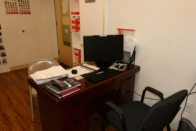 Bobby-Tariq Tutoring Center — photo from the business 4