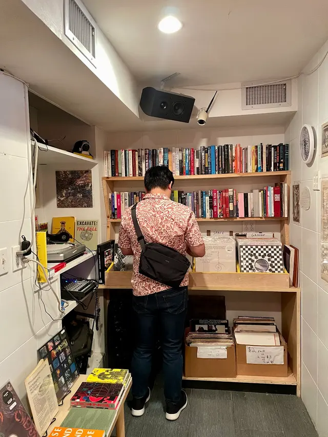 Aeon Bookstore — customer photo 10