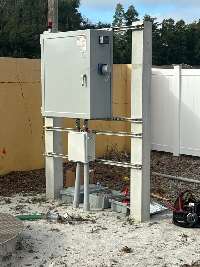 Honest Hanks Electrician — photo from the business 2