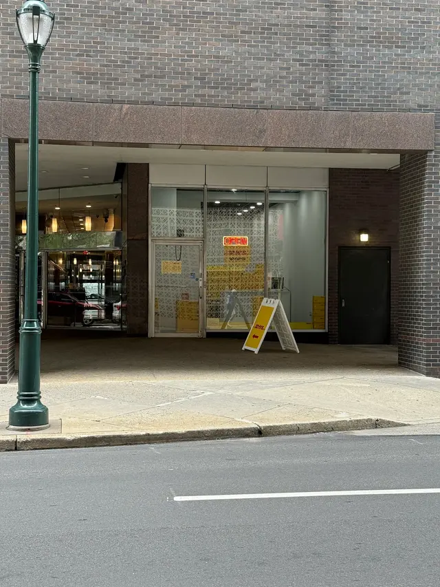 DHL Express Service Point Philadelphia — customer photo 3