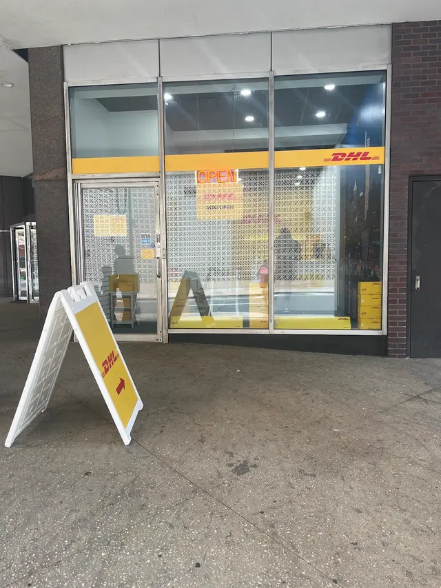 DHL Express Service Point Philadelphia — customer photo 4