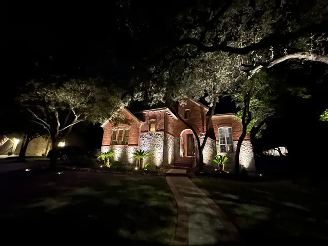 Glo Geeks Landscape Lighting Installation — customer photo 9