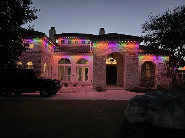 Diamond Christmas Lights Installers — photo from the business 11