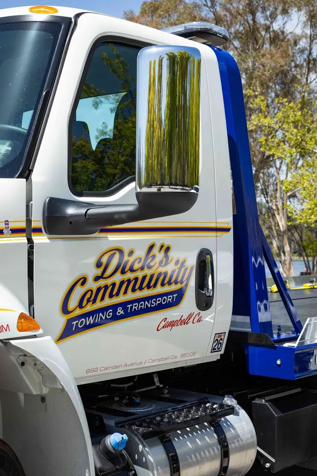Dick's Community Towing Campbell — photo from the business 12