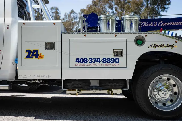 Dick's Community Towing Campbell — photo from the business 11