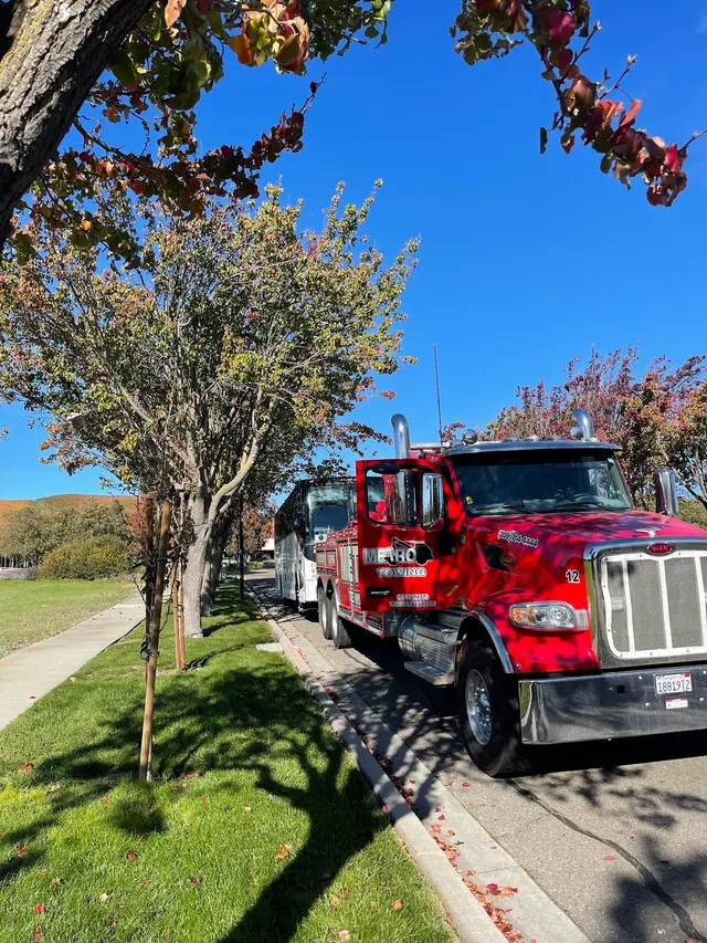 Metro Towing — photo from the business 10