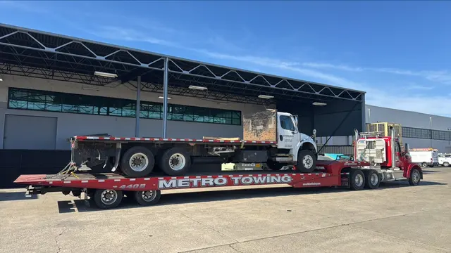 Metro Towing — photo from the business 3