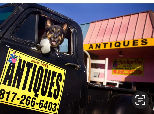 JunkerVals Antiques and Vintage — photo from the business 7